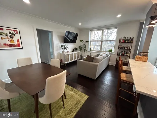 $2,000 | 939 Longfellow Street Northwest, Unit 203, Washington, DC 20011