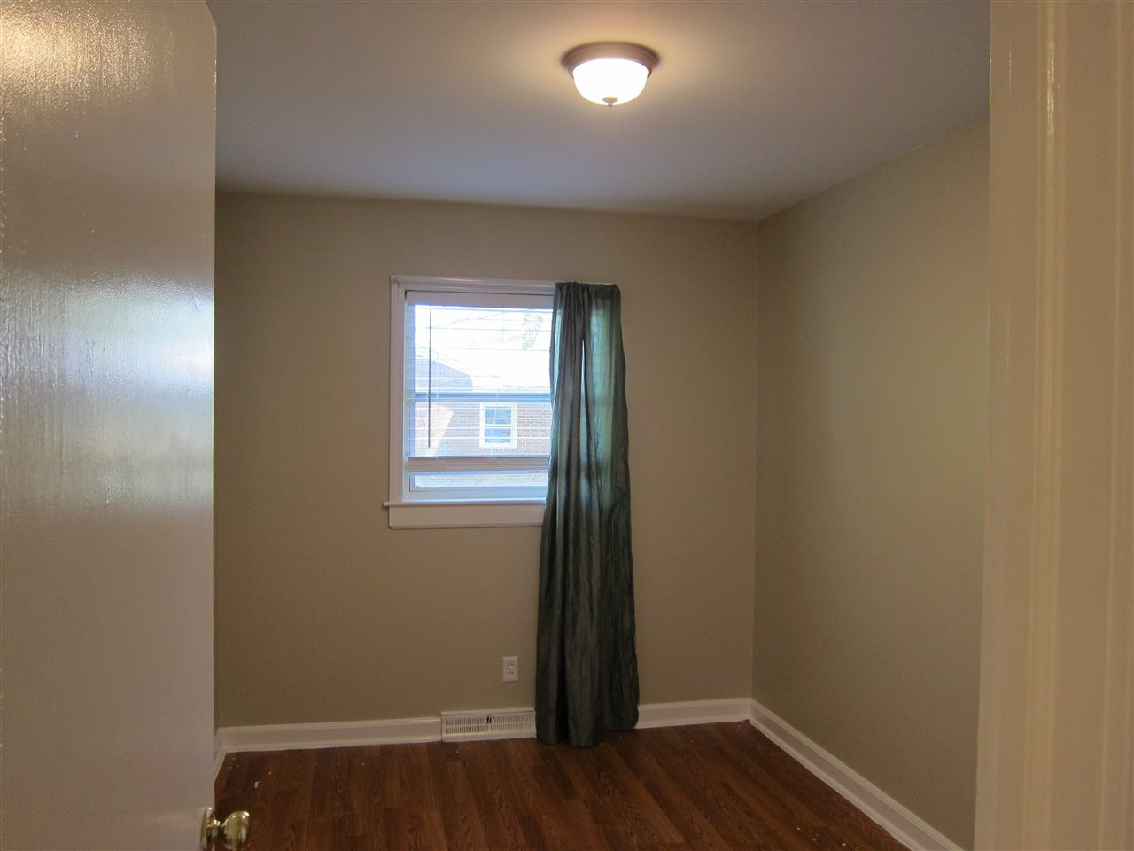614 Crosby Road Durham, NC 27704 - Photo 8 of 17 Photo 8