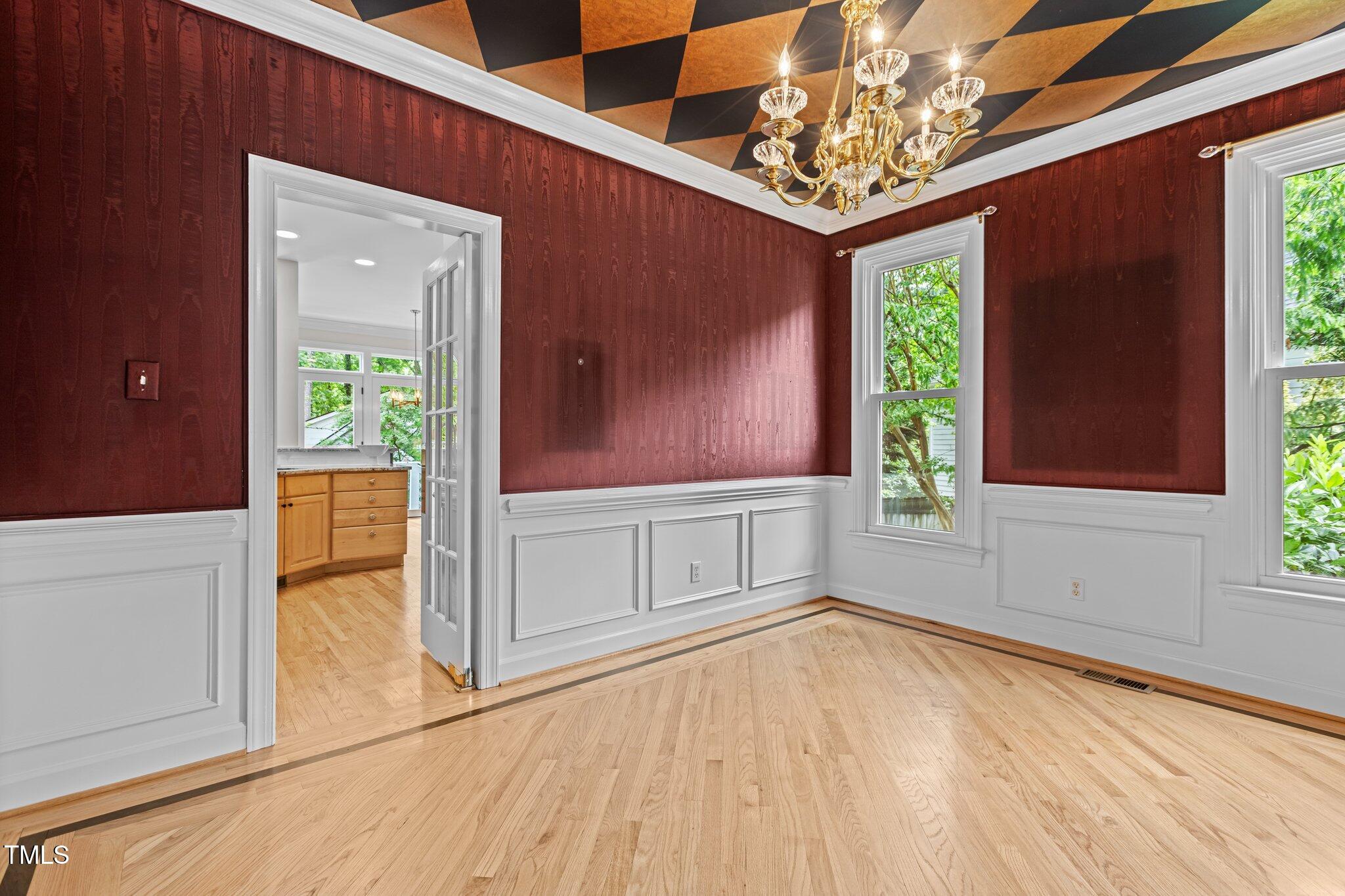 2001 Dobson Court Raleigh, NC 27612 - Photo 9 of 60 23-web-or-mls-2N6A0301