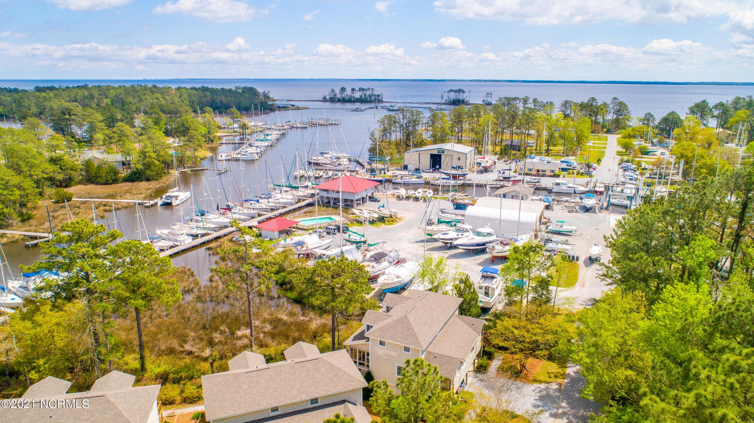 335 Wind Lake Road Oriental, NC 28571 - Photo 12 of 45 1404 Tosto Circle-15