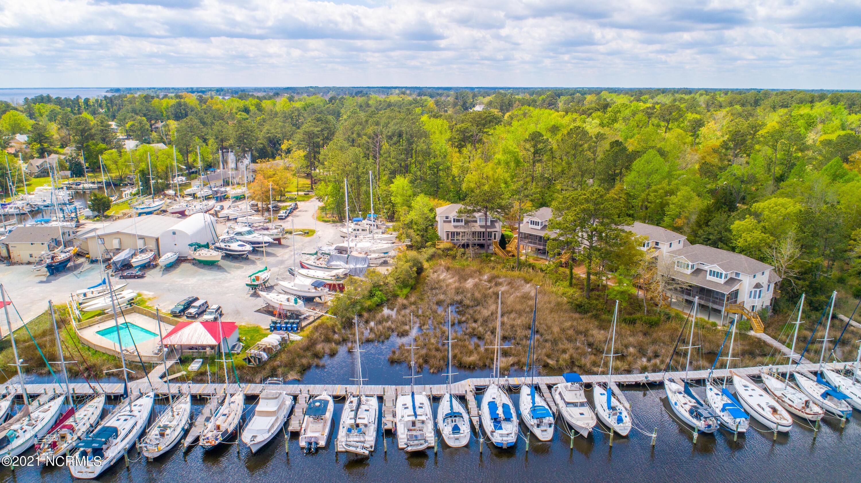 335 Wind Lake Road Oriental, NC 28571 - Photo 13 of 45 1404 Tosto Circle-16