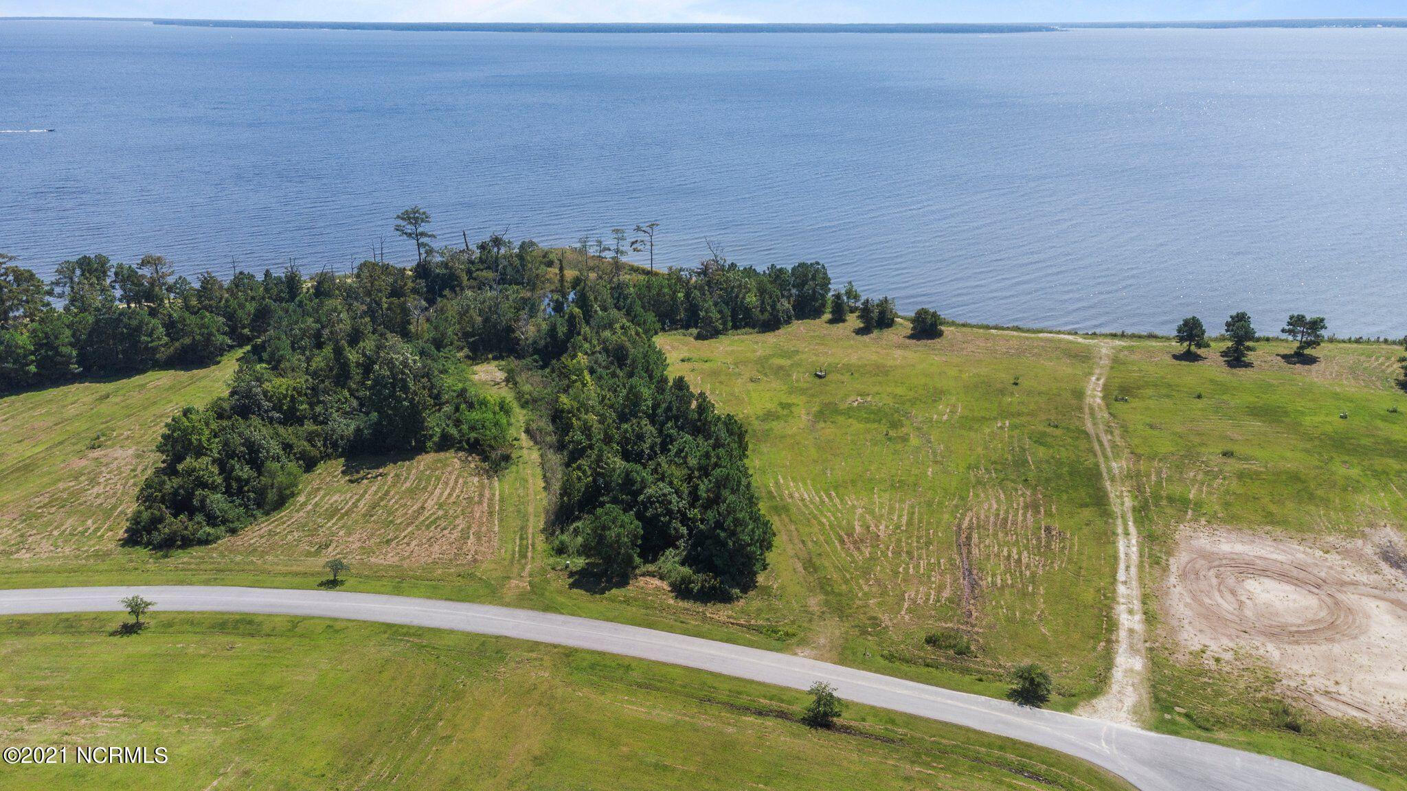 335 Wind Lake Road Oriental, NC 28571 - Photo 3 of 45 photo8