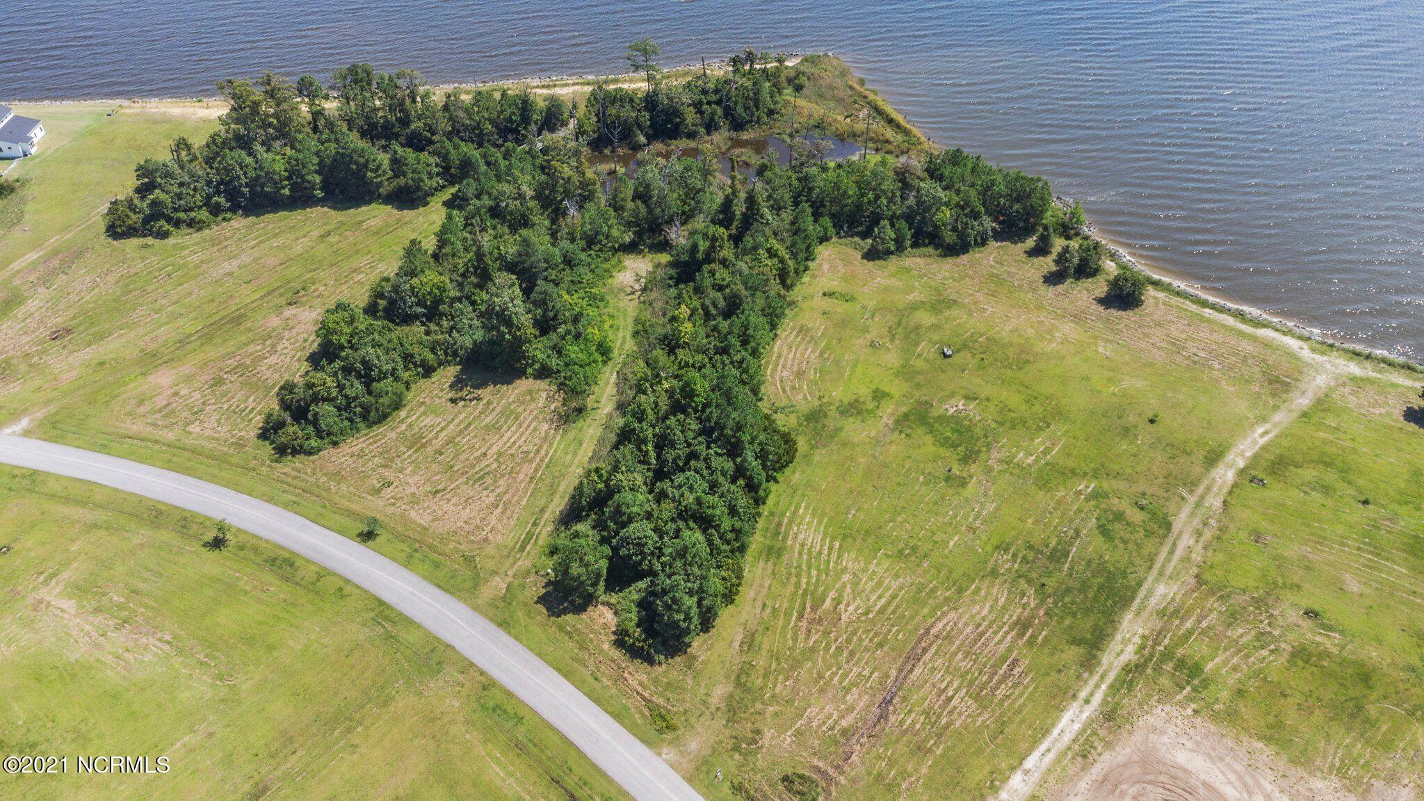 335 Wind Lake Road Oriental, NC 28571 - Photo 7 of 45 photo5