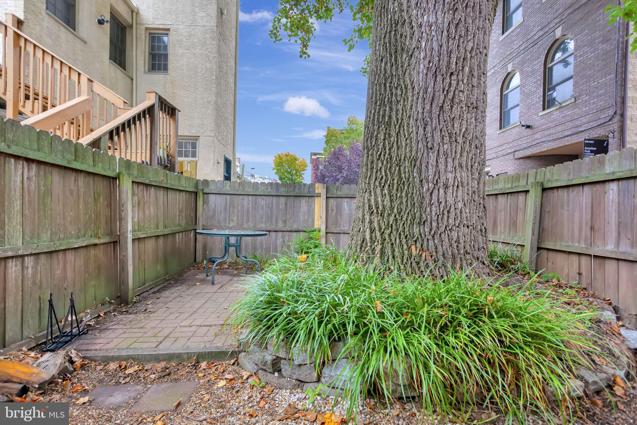 141 Carpenter Street Philadelphia, PA 19147 - Photo 11 of 25