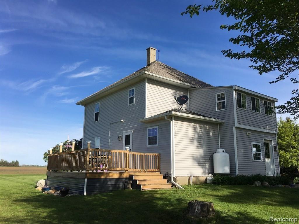 760 Wood Road Snover, MI 48472 - Photo 1 of 35 94B1E700-CFE1-4730-941B-ED84813D6908.jpeg