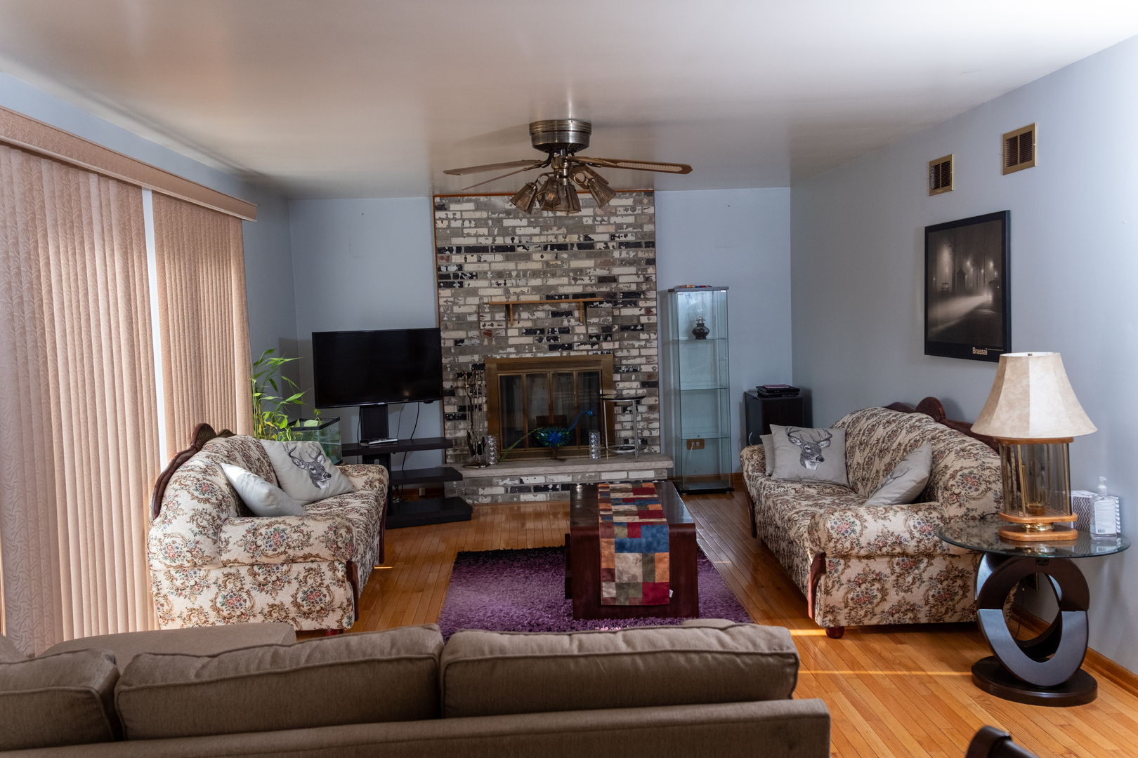 10S168 Oneill Drive Burr Ridge, IL 60527 - Photo 9 of 23 Gallery Image 9