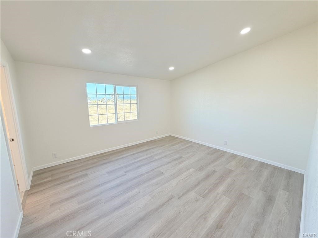11975 Barbet Road Phelan, CA 92371 - Photo 16 of 25 Gallery Image 16