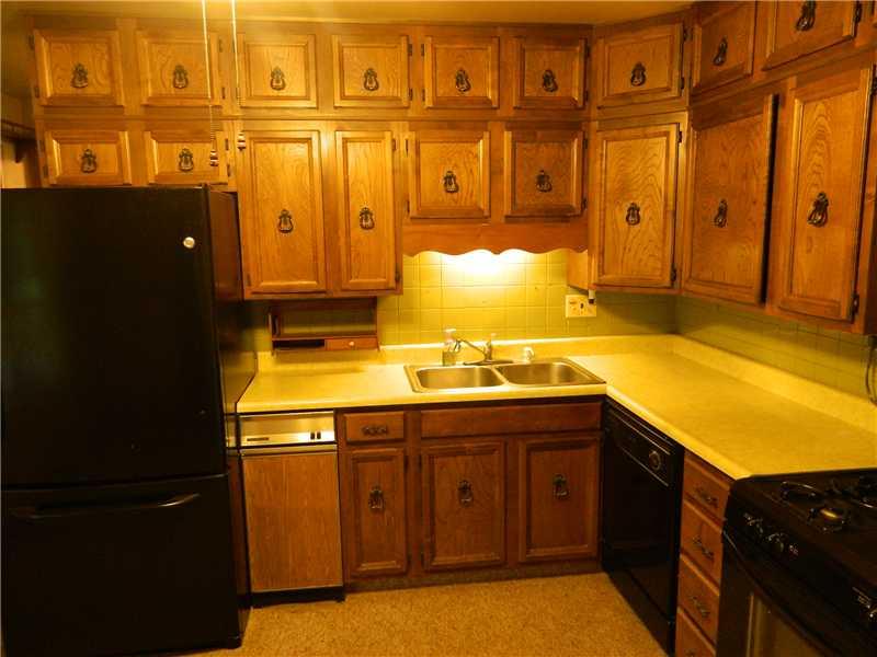 8214 Crousore Road Indianapolis, IN 46219 - Photo 5 of 18 Gallery Image 5