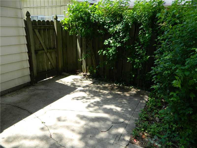 8214 Crousore Road Indianapolis, IN 46219 - Photo 7 of 18 Gallery Image 7
