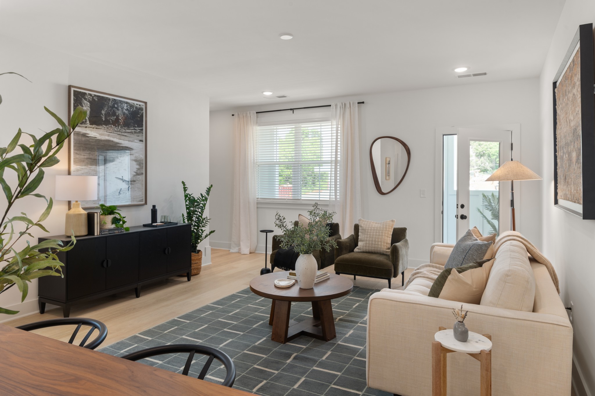 109 Chadwick Court Madison, TN 37115 - Photo 6 of 32 a living room with furniture and wooden floor
