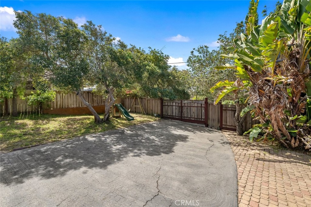 1875 Chester Lane Cambria, CA 93428 - Photo 35 of 47