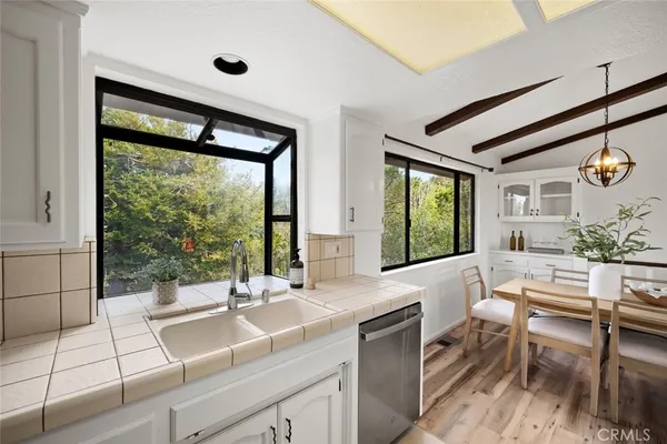 $1,150,000 | 1875 Chester Lane, Cambria, CA 93428