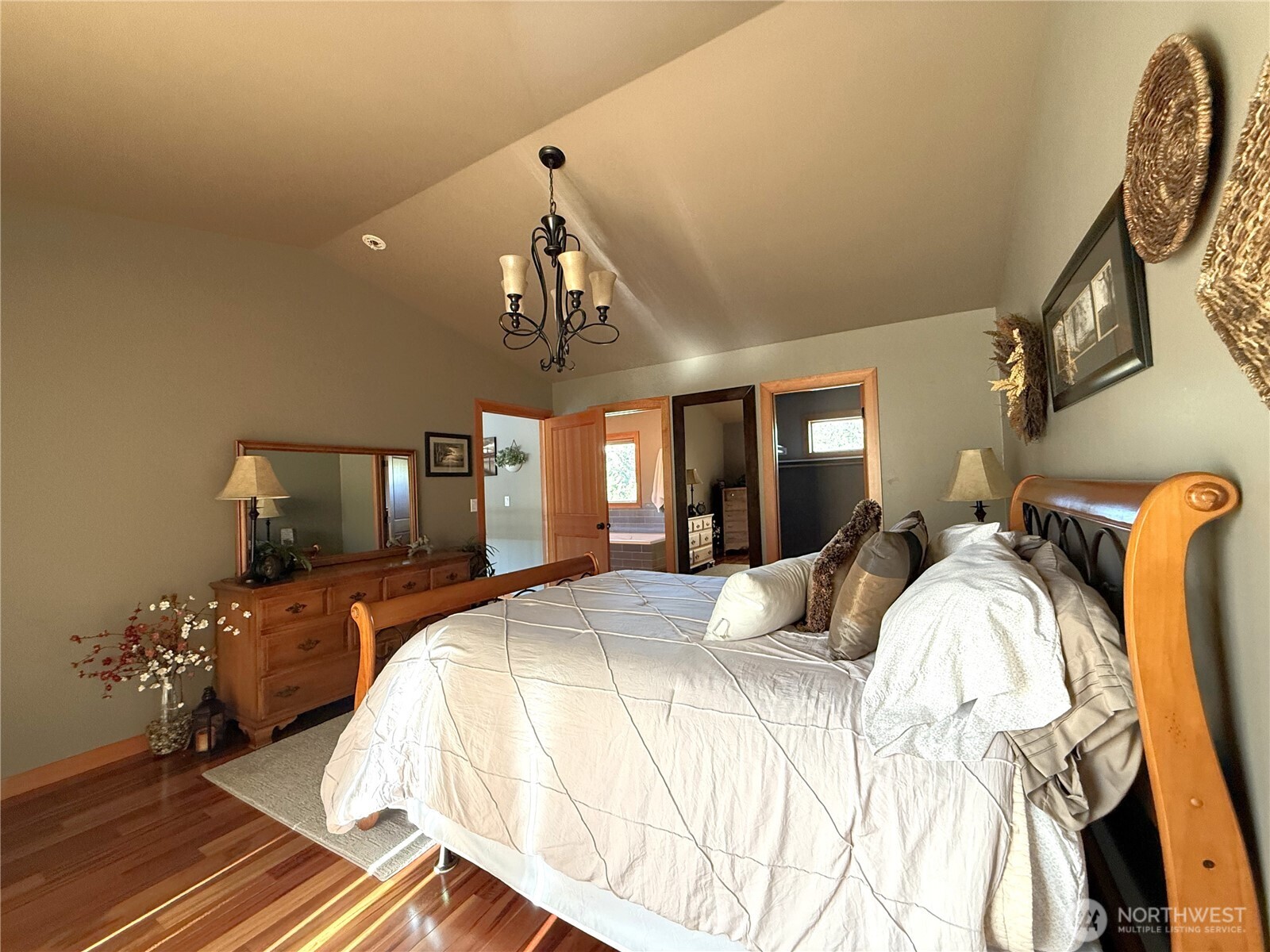8 Julian Bay Road Republic, WA 99166 - Photo 15 of 40 a bedroom with bed and wooden floor