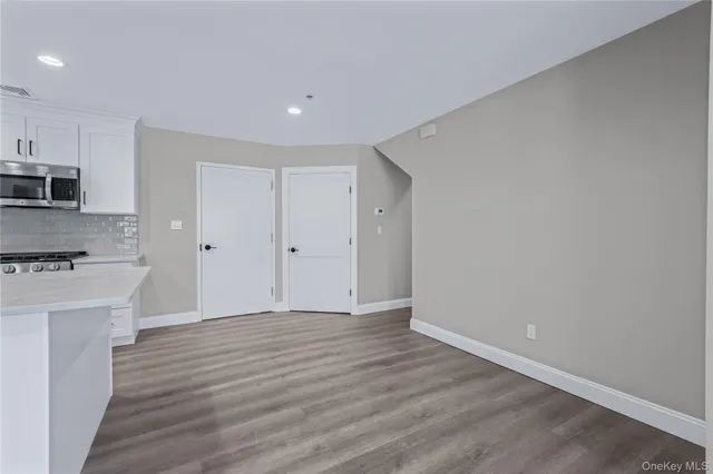 $3,399 | 110 School Street, Unit 1, Glen Cove, NY 11542