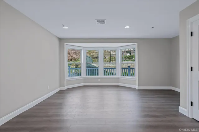 $3,399 | 110 School Street, Unit 1, Glen Cove, NY 11542