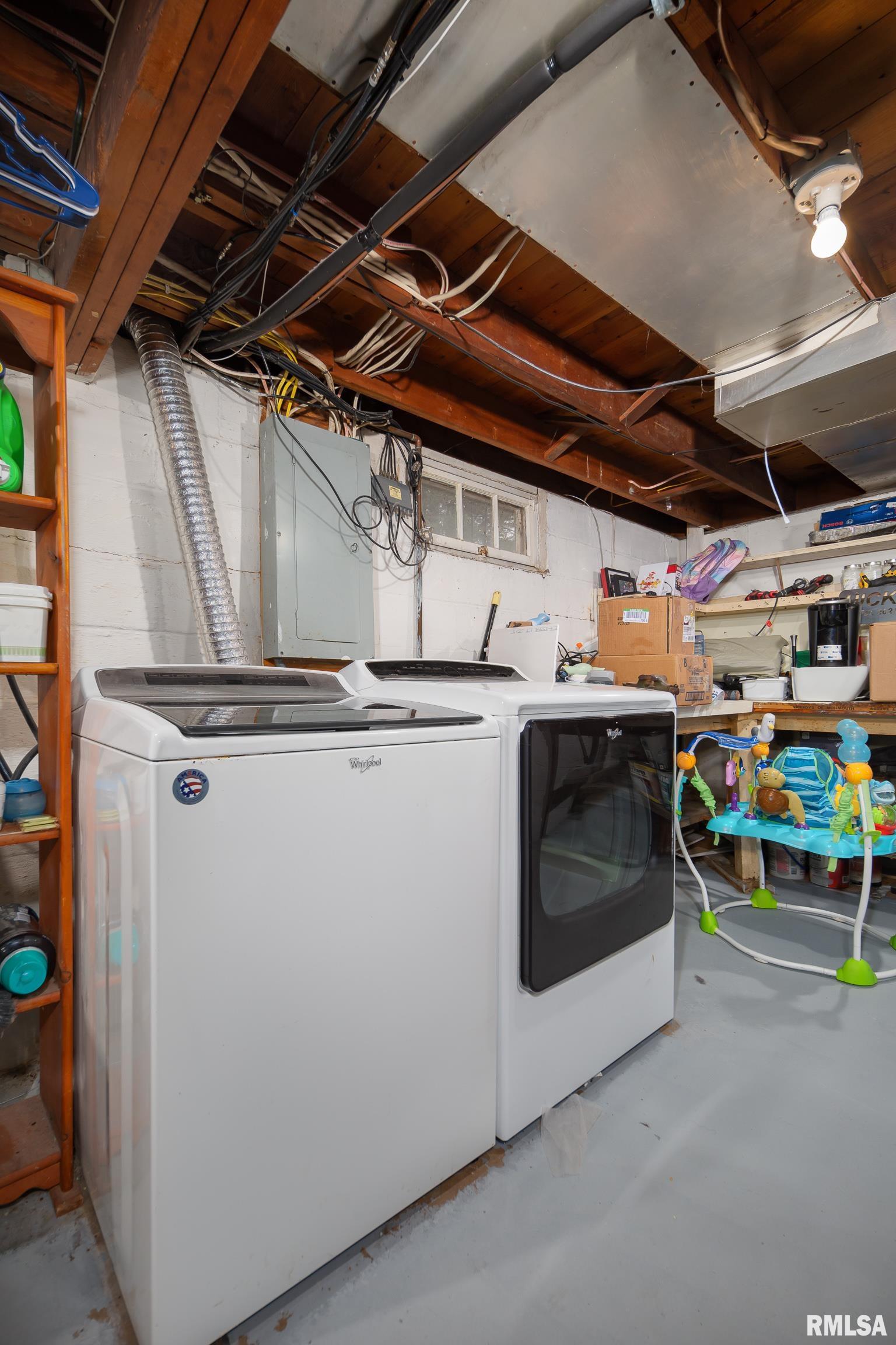 1908 46th Street Moline, IL 61265 - Photo 25 of 32 Gallery Image 25
