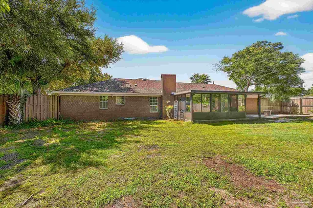 $452,500 | 2768 Venetian Way, Gulf Breeze, FL 32563