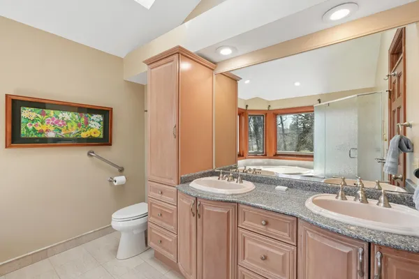 $825,000 | 1438 Kings Wood Road, Eagan, MN 55122