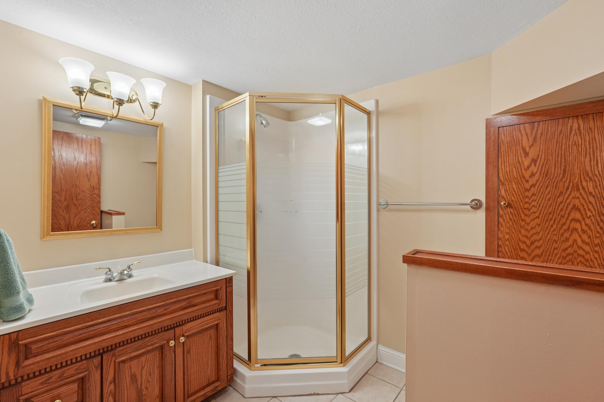 1438 Kings Wood Road Eagan, MN 55122 - Photo 32 of 50