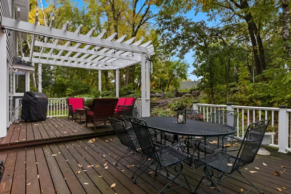 $825,000 | 1438 Kings Wood Road, Eagan, MN 55122