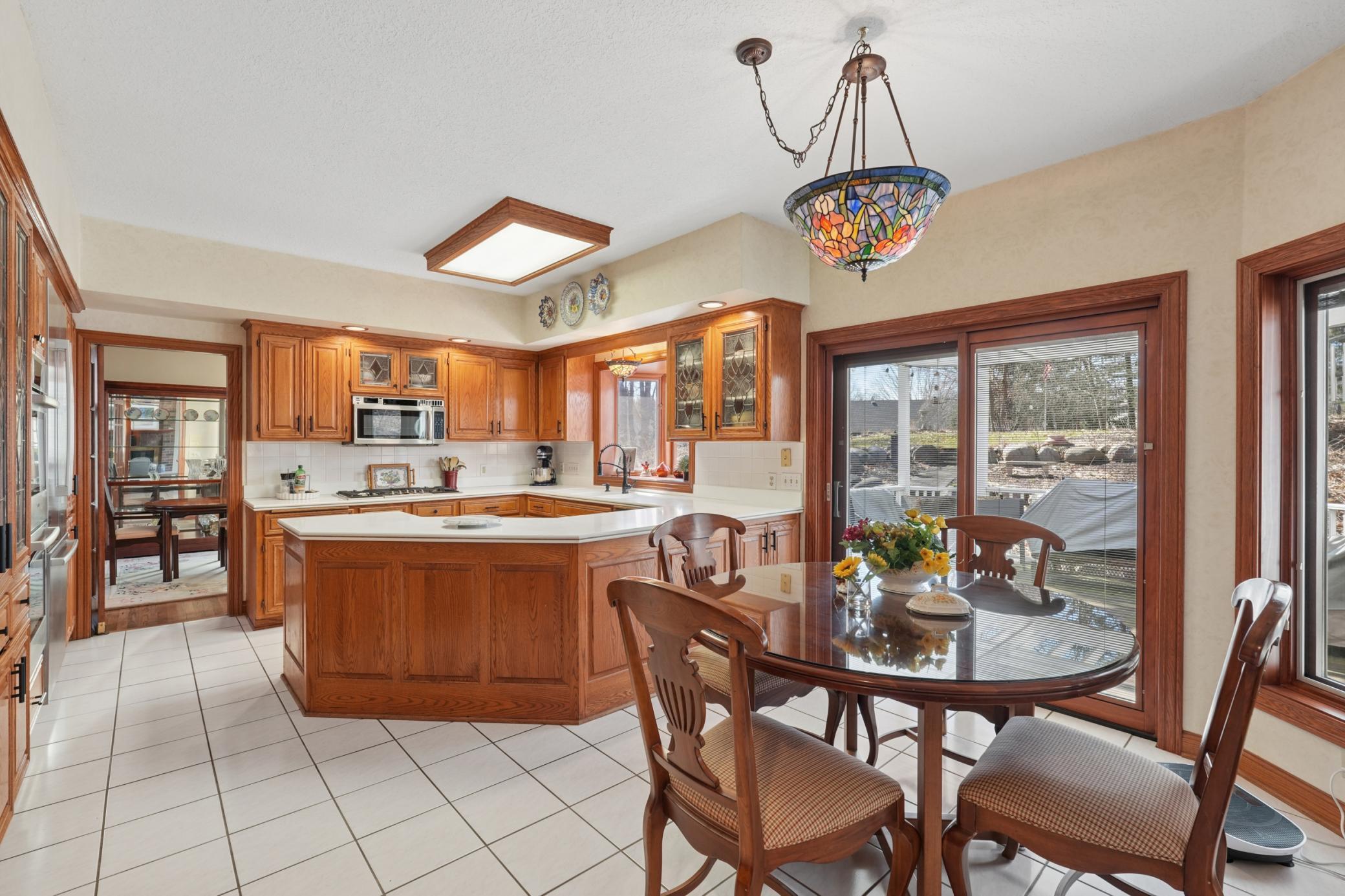 1438 Kings Wood Road Eagan, MN 55122 - Photo 9 of 50