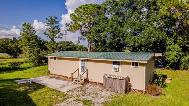 a bird view of a garden