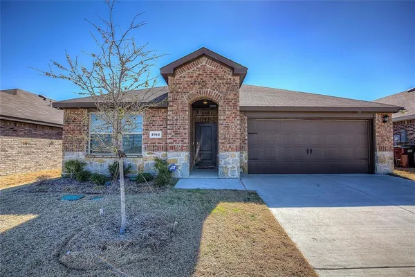 $2,195 | 2912 Wooten Trail, Royse City, TX 75189