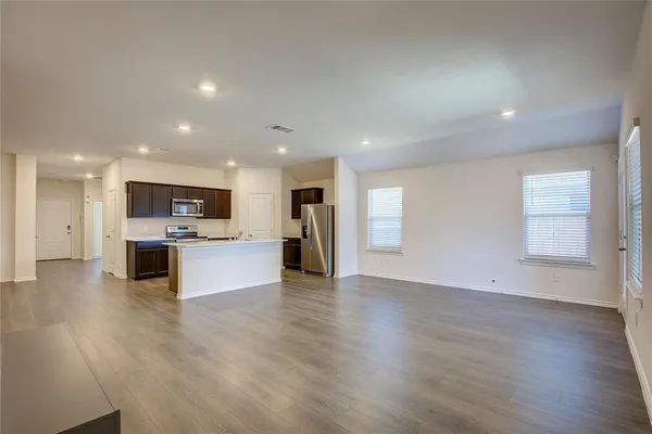 $2,195 | 2912 Wooten Trail, Royse City, TX 75189