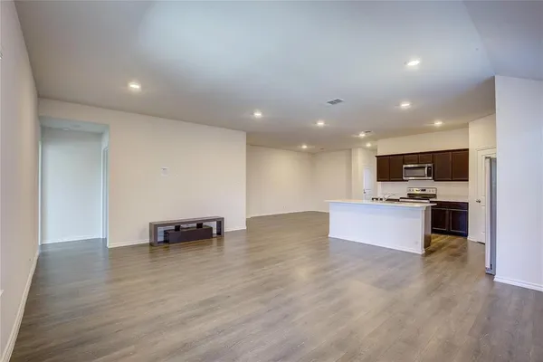 $2,195 | 2912 Wooten Trail, Royse City, TX 75189