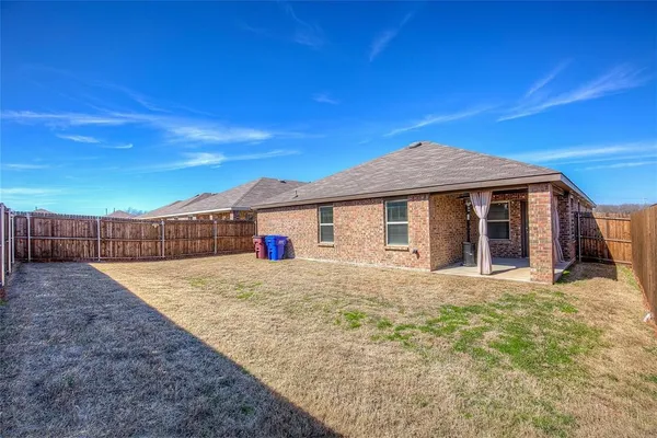 $2,195 | 2912 Wooten Trail, Royse City, TX 75189