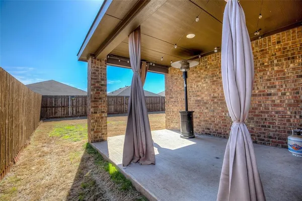 $2,195 | 2912 Wooten Trail, Royse City, TX 75189