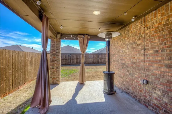 $2,195 | 2912 Wooten Trail, Royse City, TX 75189