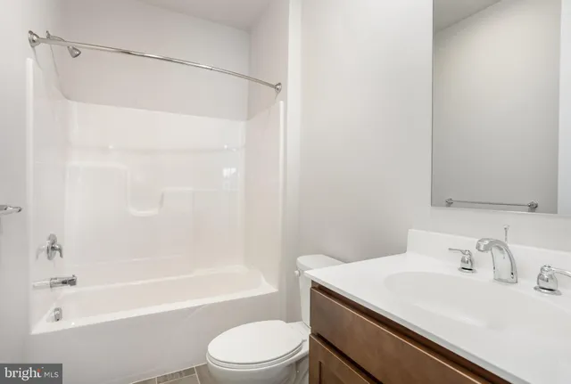 $2,370 | 3119 Herr Street, Mechanicsburg, PA 17055