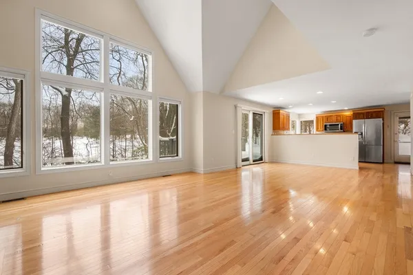 $1,850,000 | 16 Livermore Lane, Unit 16, Weston, MA 02493