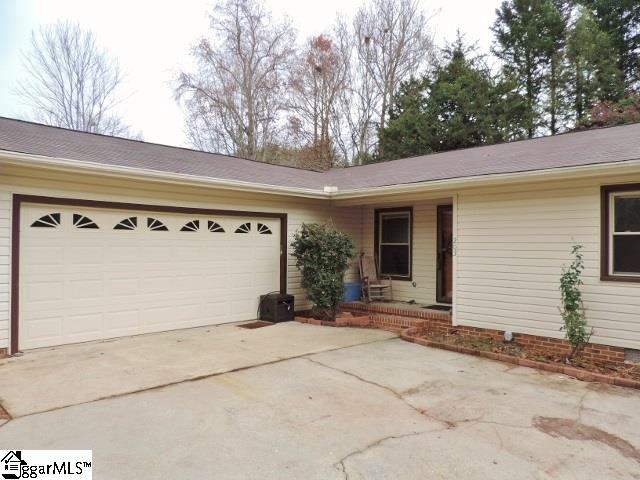 203 Hominey Hills Road Six Mile, SC 29682 - Photo 4 of 31 Gallery Image 4