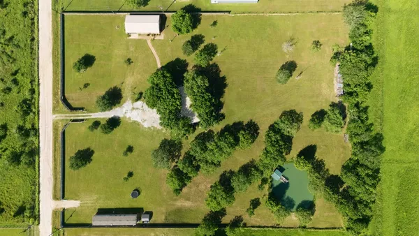 $690,000 | 9318 East Creek Bend Drive, Needville, TX 77461