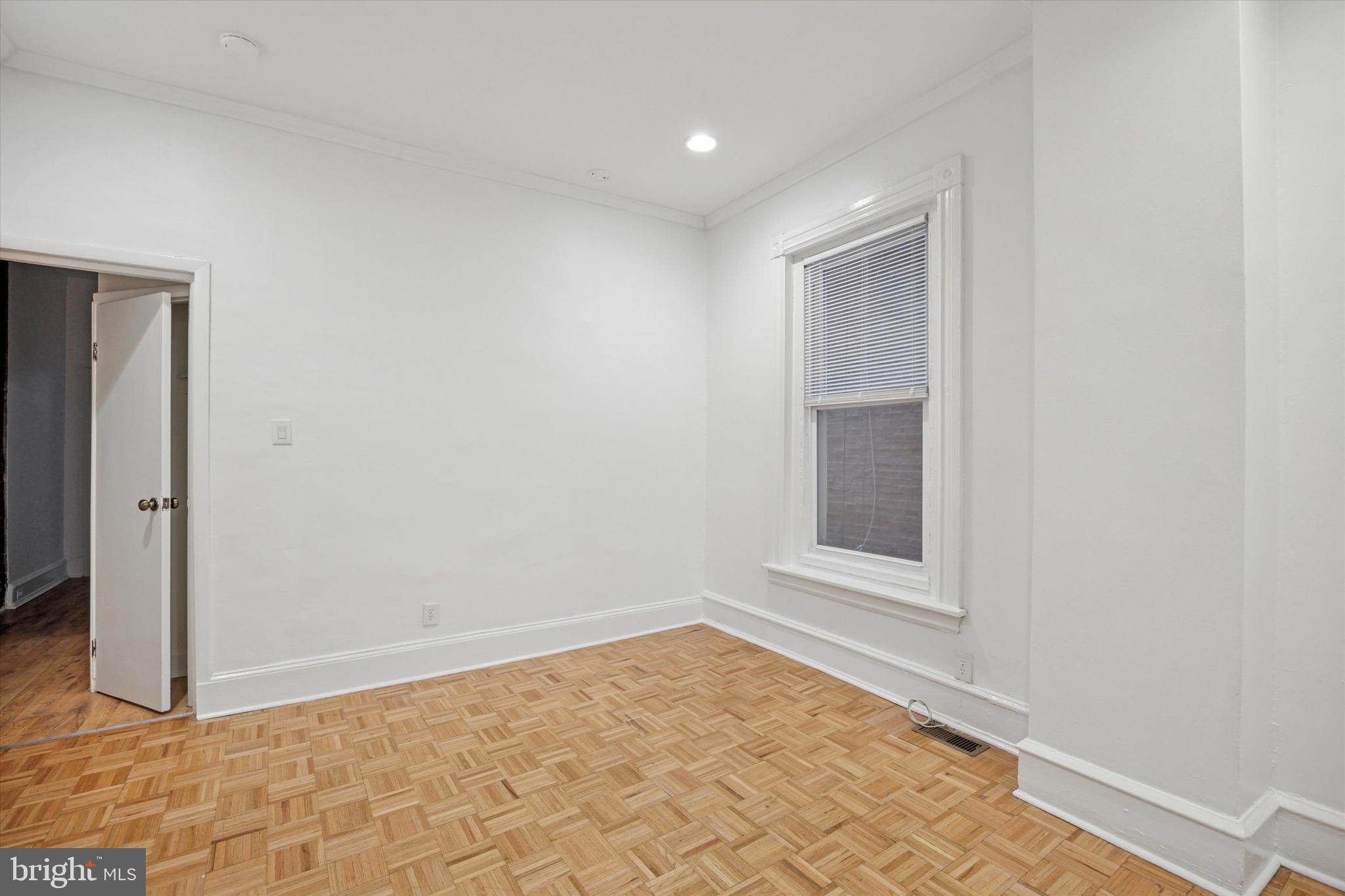 236 Buckingham Place Philadelphia, PA 19104 - Photo 9 of 11 a view of empty room