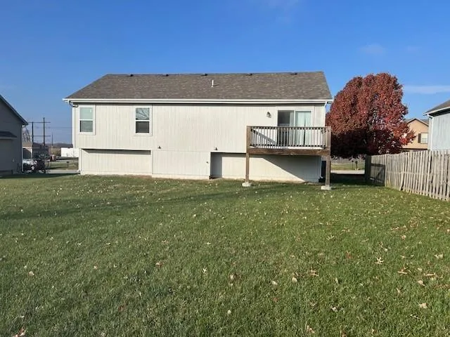 $335,000 | 9711 220th Street, Peculiar, MO 64078