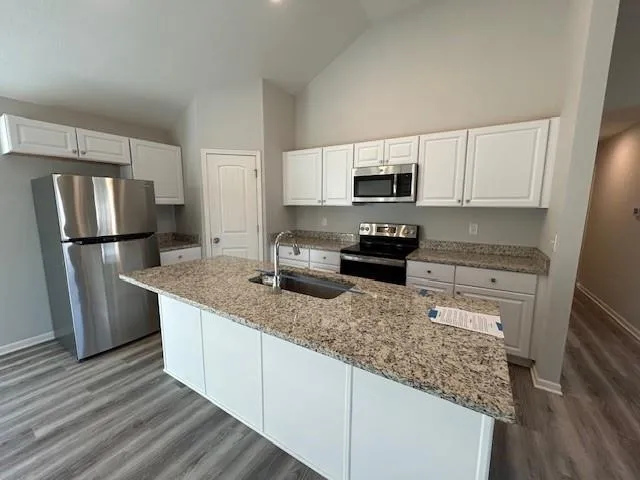 $335,000 | 9711 220th Street, Peculiar, MO 64078