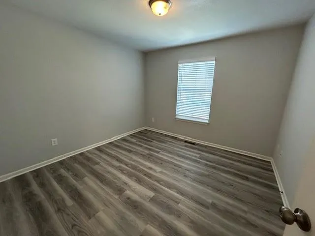 $335,000 | 9711 220th Street, Peculiar, MO 64078