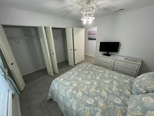 $1,900 | 2011 North Highway 17, Unit 1600M, Mount Pleasant, SC 29466