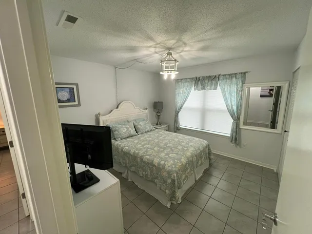 $1,900 | 2011 North Highway 17, Unit 1600M, Mount Pleasant, SC 29466