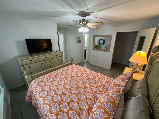 $1,900 | 2011 North Highway 17, Unit 1600M, Mount Pleasant, SC 29466