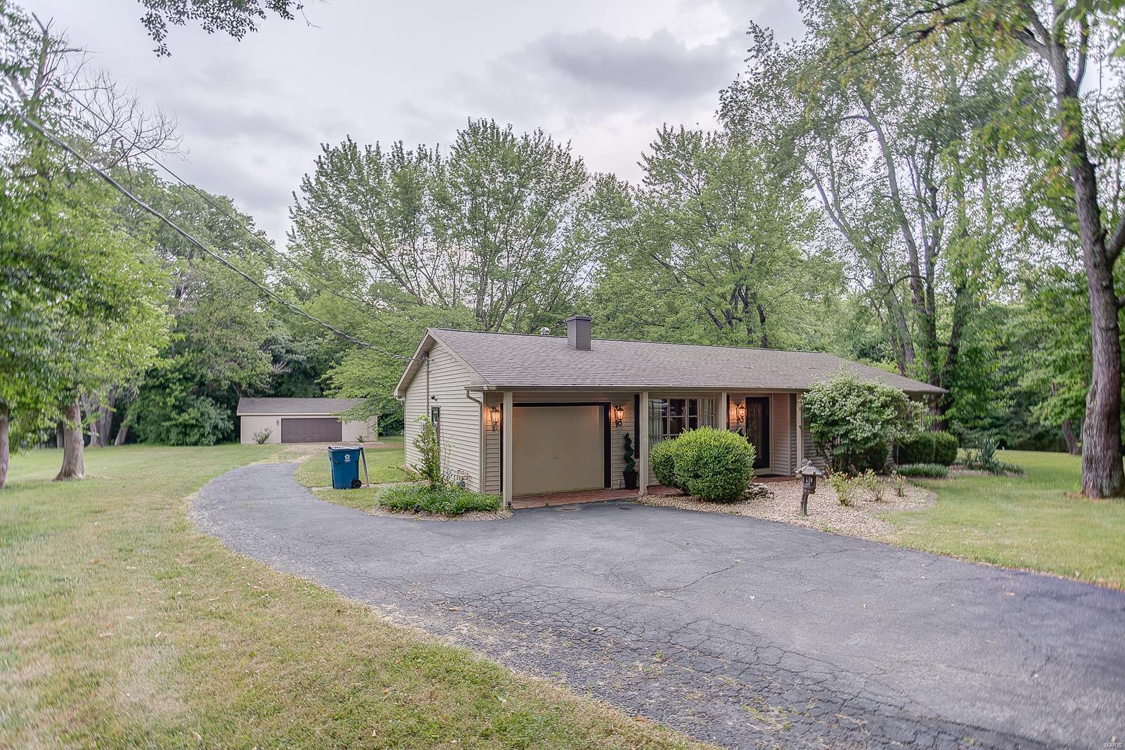 238 Linden Drive Shiloh, IL 62221 - Photo 18 of 27
