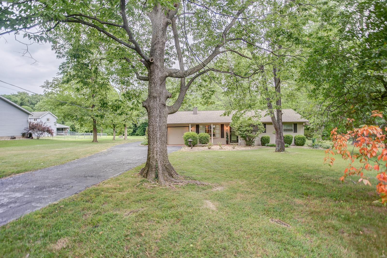 238 Linden Drive Shiloh, IL 62221 - Photo 9 of 27