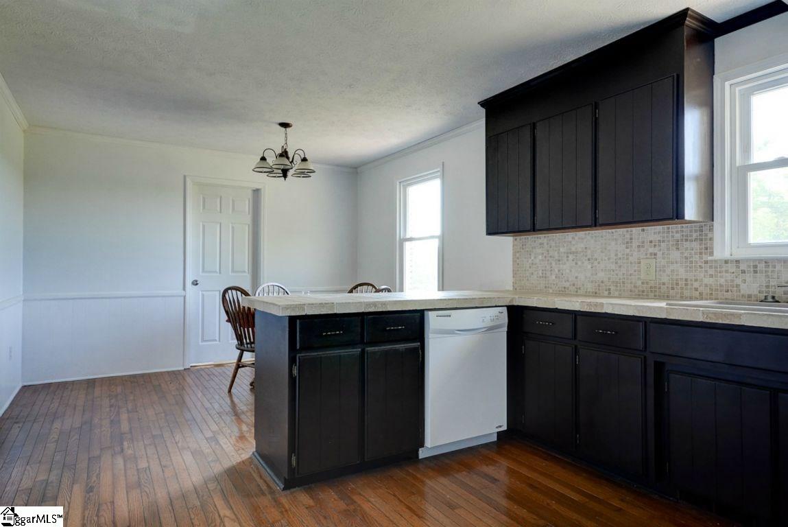 1602 Garrett Road Enoree, SC 29335 - Photo 5 of 35 Gallery Image 5