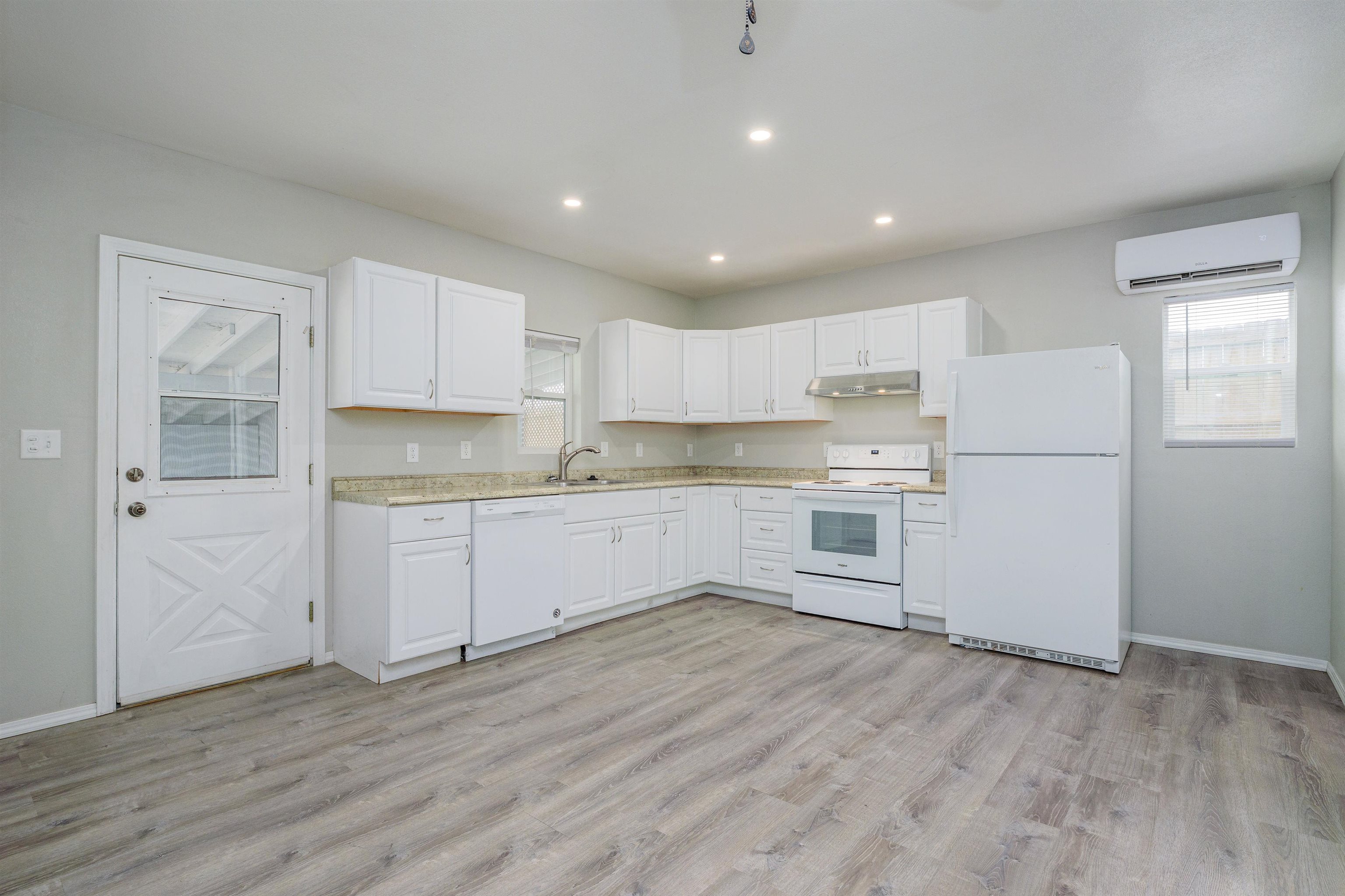 2901 Ronda Lee Road, Unit A&B Grand Junction, CO 81503 - Photo 6 of 28 Gallery Image 6