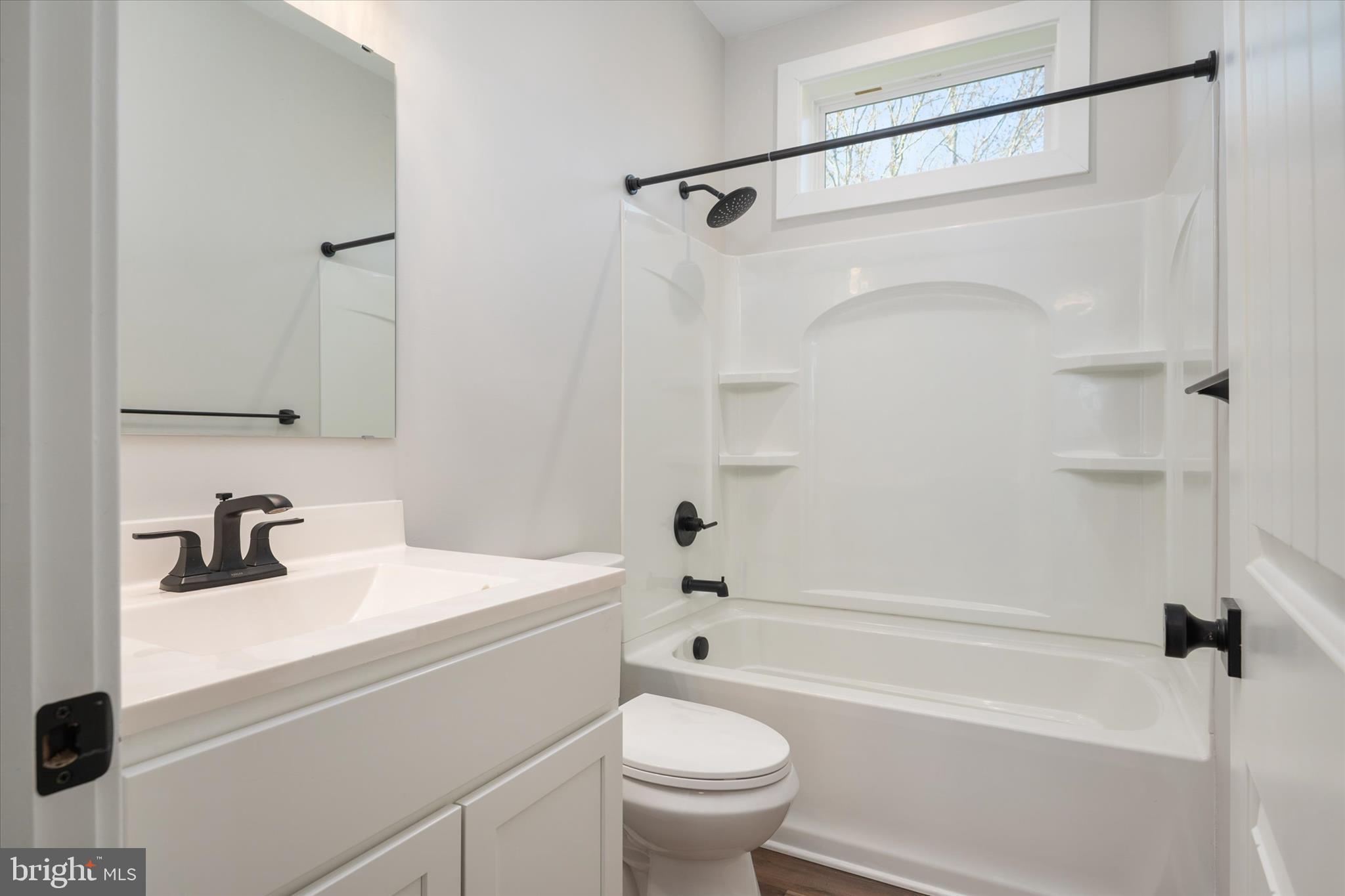 112 Kehm Road Queenstown, MD 21658 - Photo 24 of 49 Hallway Full Bathroom