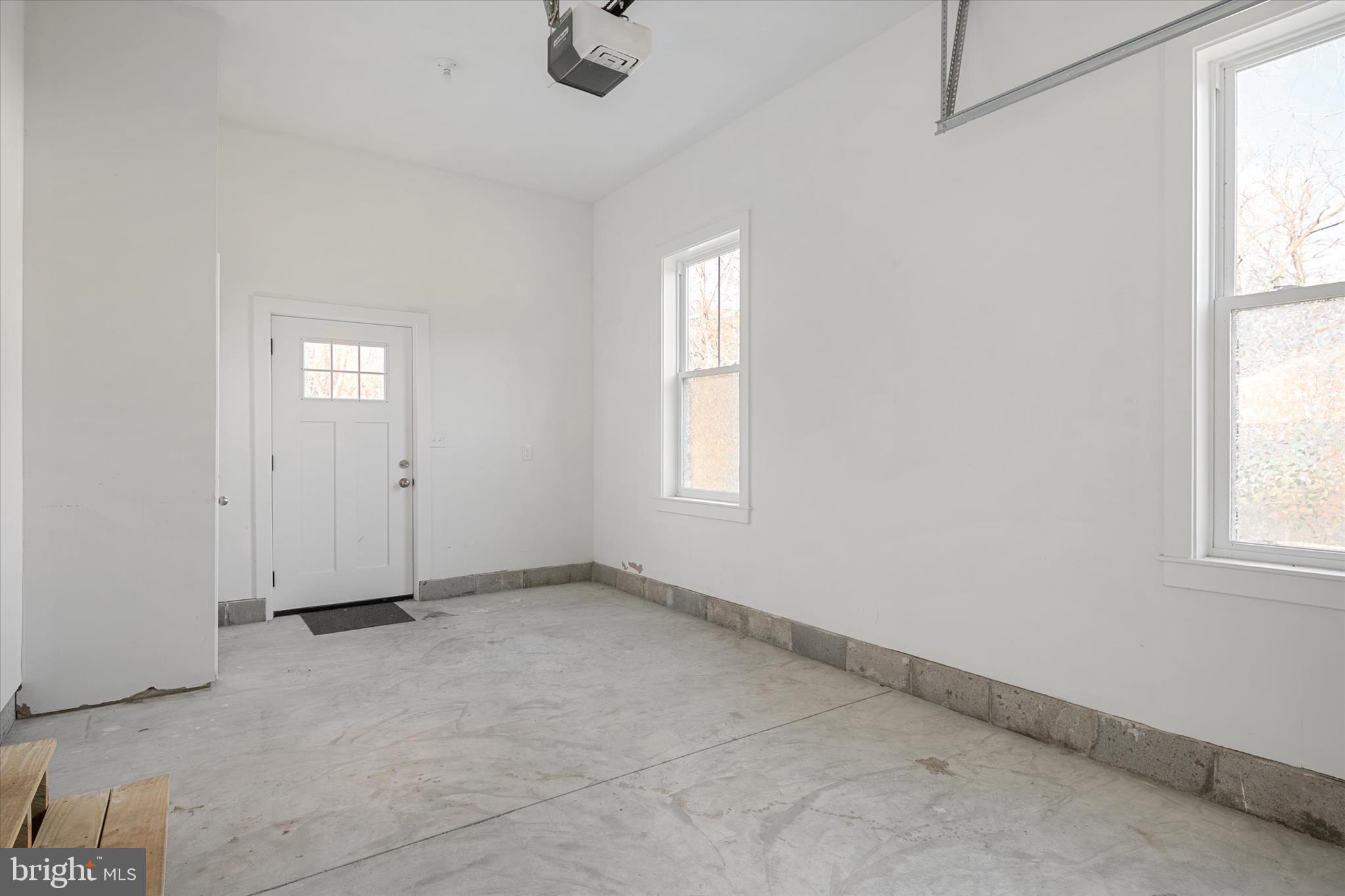 112 Kehm Road Queenstown, MD 21658 - Photo 28 of 49 Garage