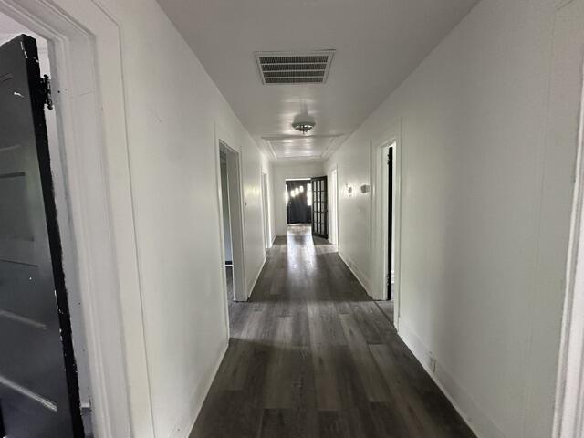 1116 Pocalla Road Sumter, SC 29150 - Photo 18 of 18 Hallway (looking towards front door)
